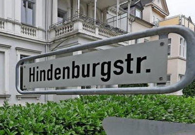 Das „geht nicht mehr“: Die Hindenburgstraße ist nach dem früheren Reichspräsidenten benannt, der Adolf Hitler zum Reichskanzler ernannte. Quelle: Foto: Dröse